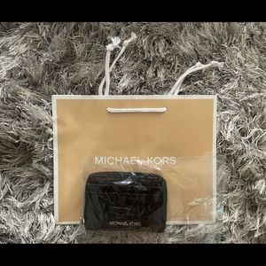 MICHAEL Michael Kors
Signature Jet Set Small Coin Purse